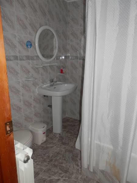 Hostal El Portalico Linares de Mora Ngoại thất bức ảnh