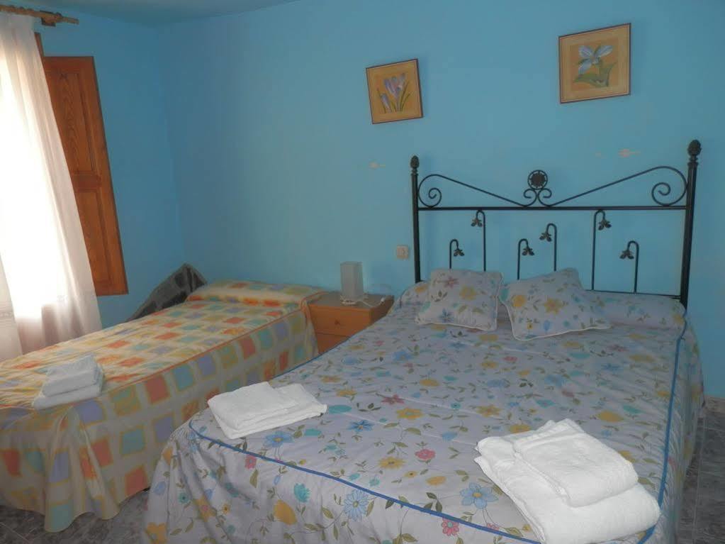 Hostal El Portalico Linares de Mora Ngoại thất bức ảnh