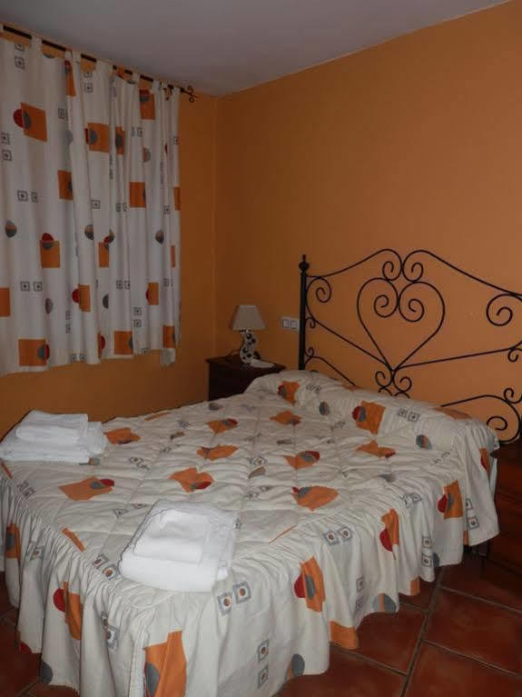 Hostal El Portalico Linares de Mora Ngoại thất bức ảnh